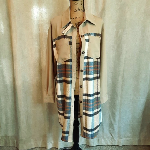 NWT Women's Long Khaki & Plaid Flannel Shacket Button Front Relaxed Fit M - Picture 1 of 13